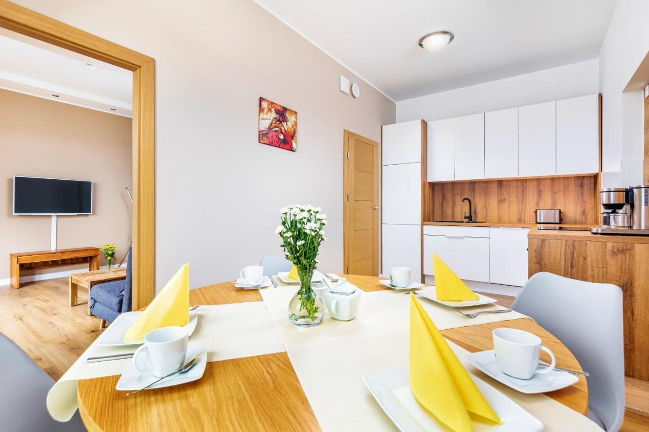 Platan Tower Baltic & More Apartments سفينويتشي المظهر الخارجي الصورة