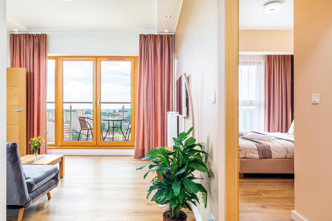 Platan Tower Baltic & More Apartments سفينويتشي المظهر الخارجي الصورة