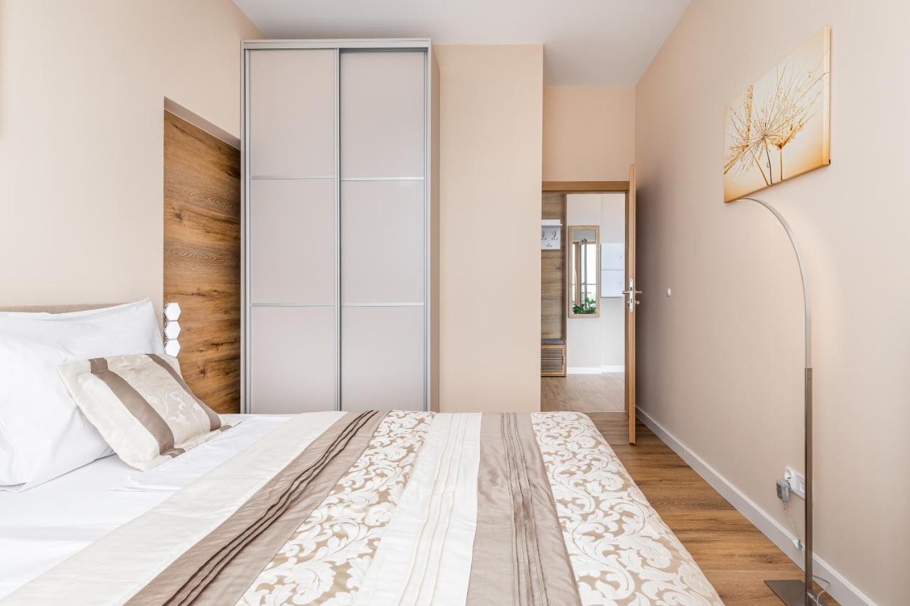 Platan Tower Baltic & More Apartments سفينويتشي المظهر الخارجي الصورة